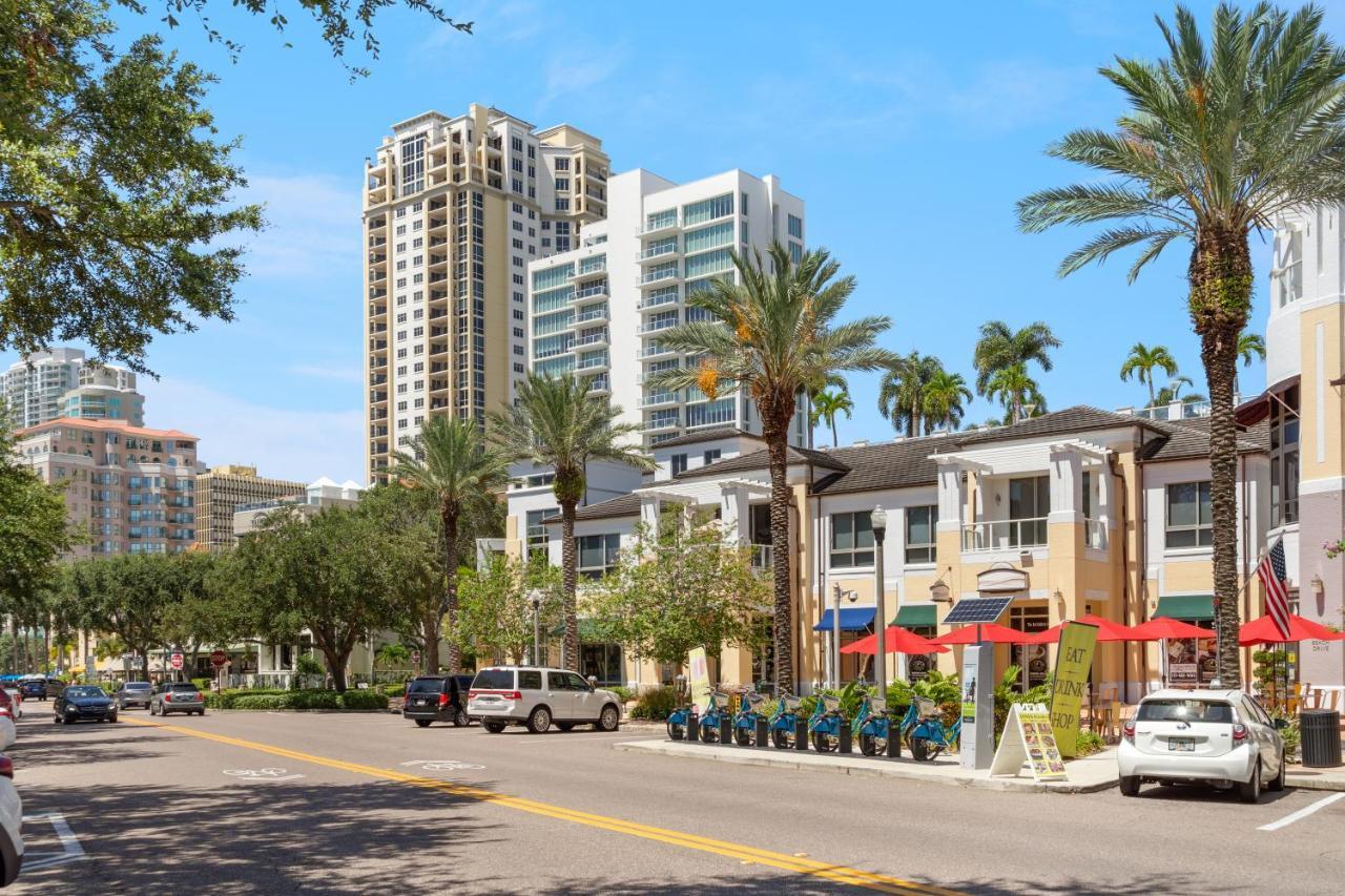 St. Petersburg Downtown Apartments Exterior photo